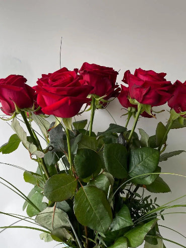 Bundt røde roser - 10 stk. pr. bundt.