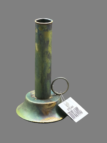 Irgrøn lysestage i metal – 15 cm