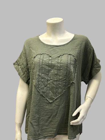 Bluse med hjerte i khaki