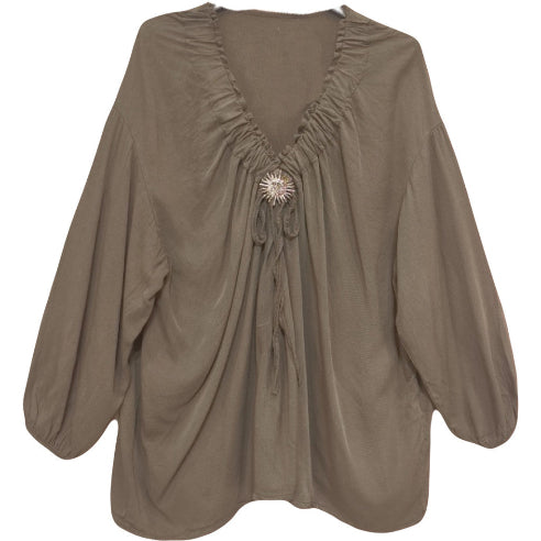 Bluse med Broche - Choko - One Size 36-42