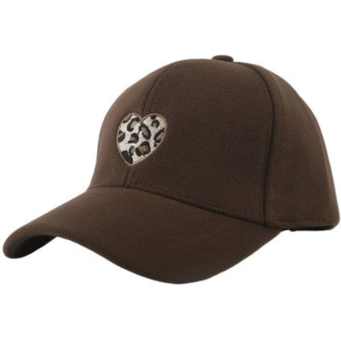 Cap/Kasket med hjerte i brun